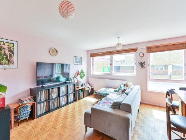 House for rent in London Borough of Lewisham, Greater London