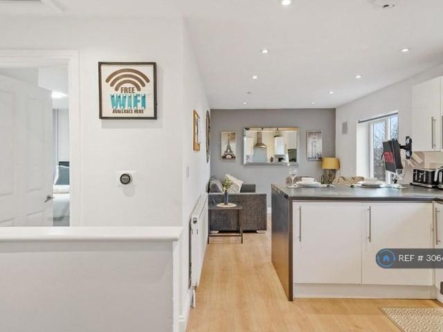 House for rent in Corner Hall, Dacorum