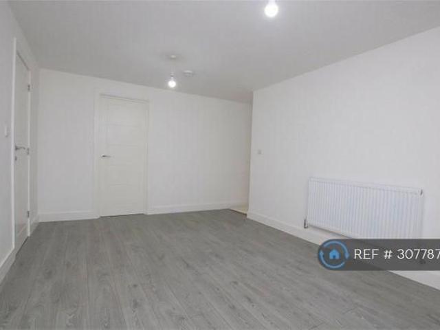 House for rent in Southcote, Reading
