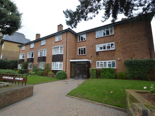 Flat for rent in Surbiton, Isle Of Man