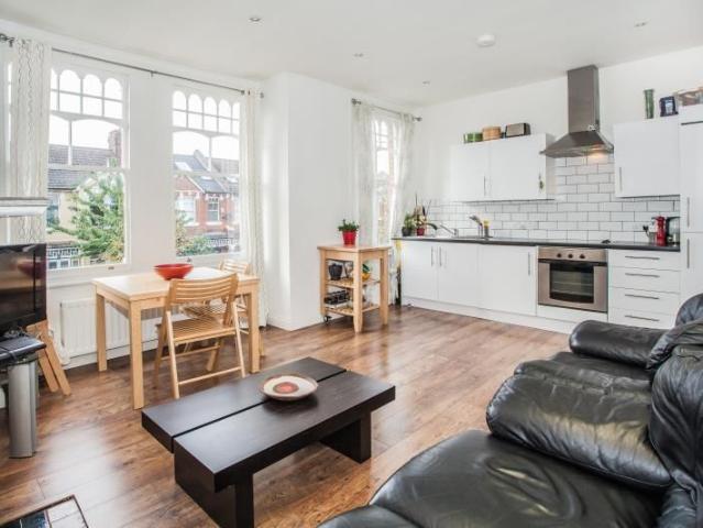 House for rent in London Borough of Hammersmith and Fulham, Greater London