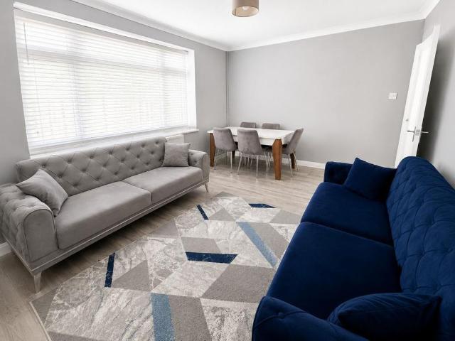 House for rent in Collier Row, Greater London