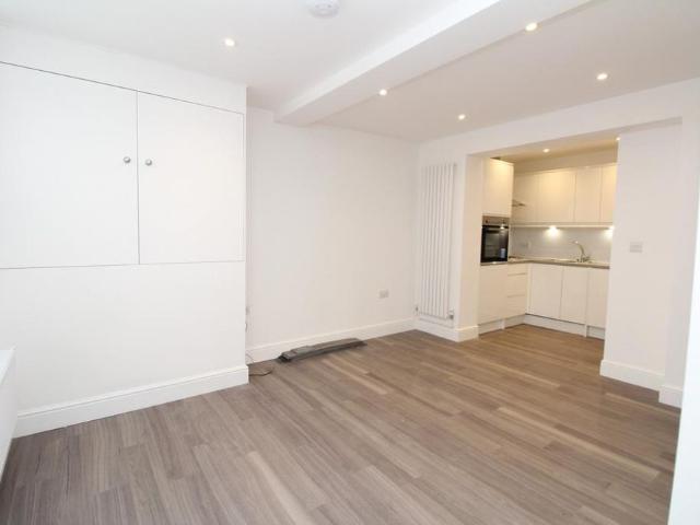 House for rent in London Borough of Lewisham, New Cross