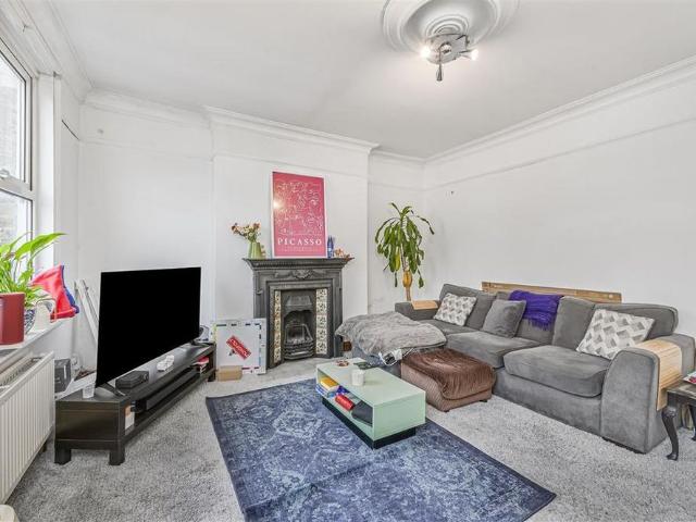 House for rent in Clapham, Greater London