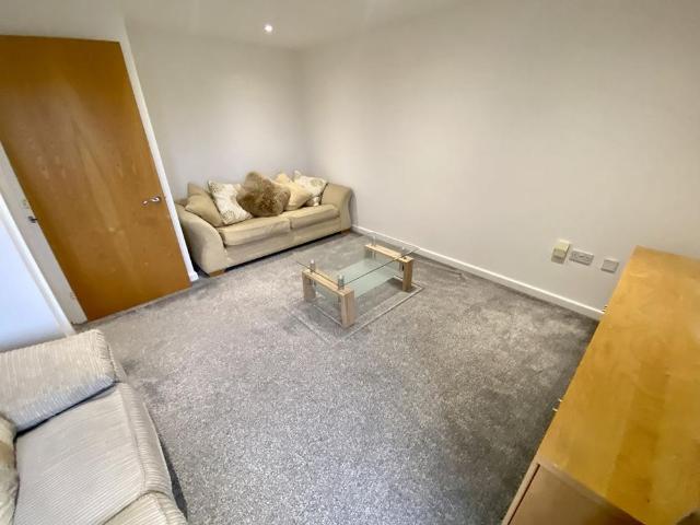 House for rent in Castle Quarter, Falcon Lodge