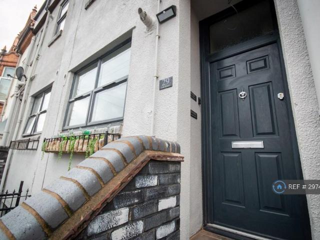 Flat for rent in Comberton, Rushock