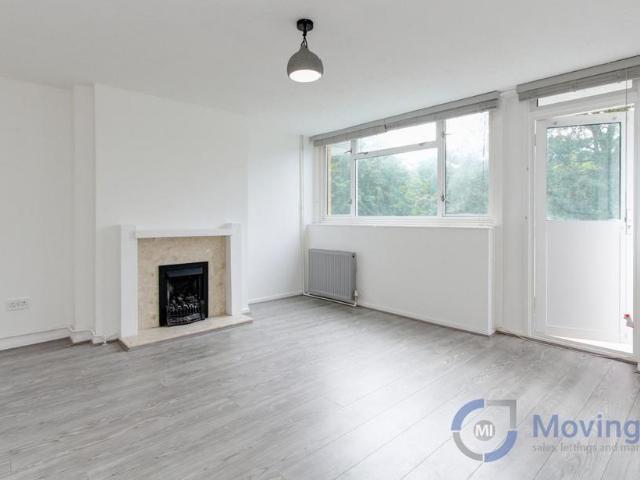 Flat for rent in London Borough of Croydon, Upper Norwood