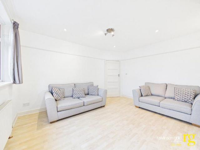 House for rent in Pinner, Greater London
