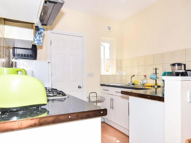House for rent in London Borough of Merton, Collier's Wood