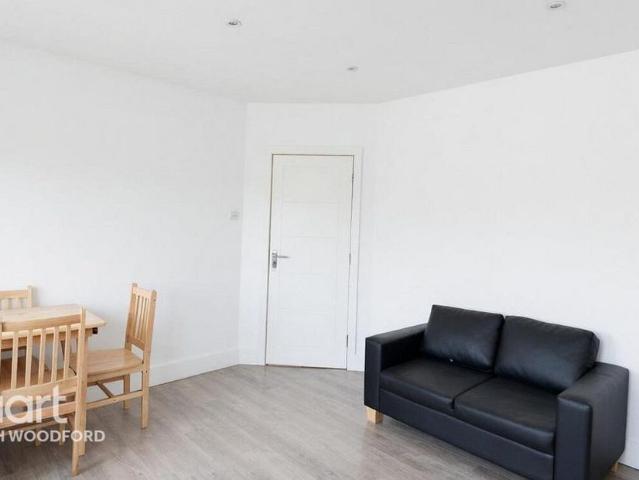 House for rent in London Borough of Redbridge, Greater London