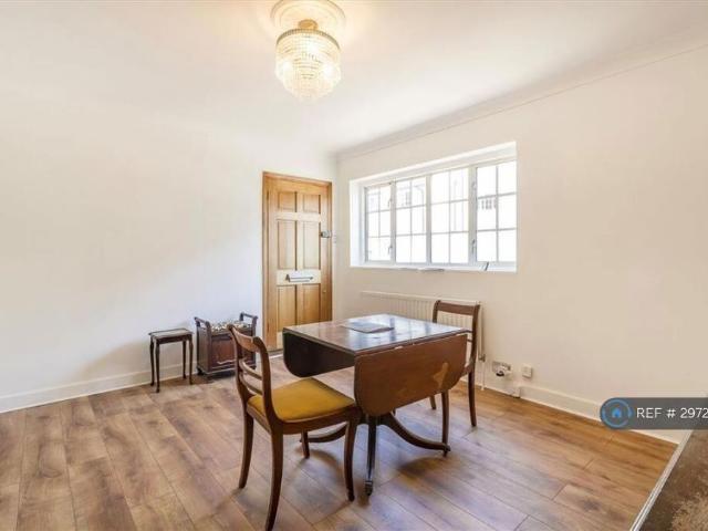 House for rent in Well Hall, Greater London