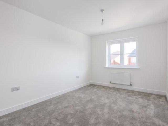 House for rent in Blackhills, Surrey