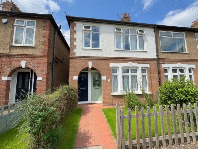 House for rent in Lower Halliford, Surrey