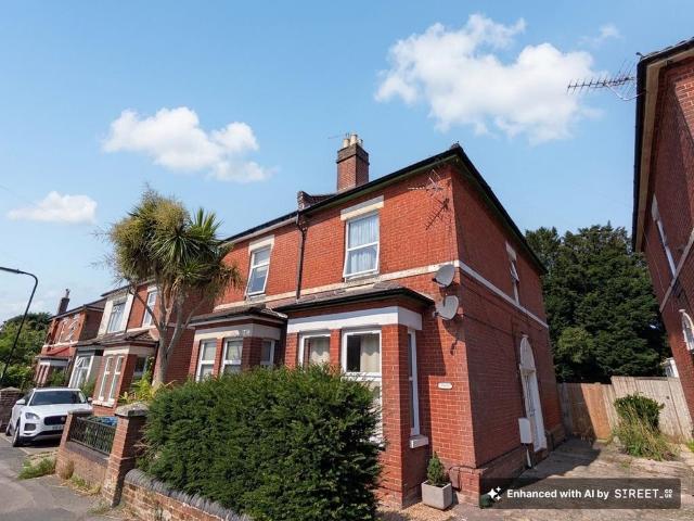 Flat for rent in Woolston, City Of Southampton