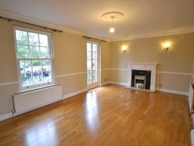 House for rent in Ivy Chimneys, Epping