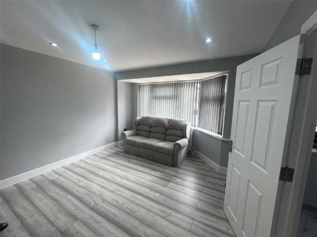 House for rent in Yeading, Greater London