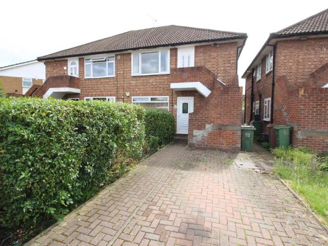 Flat for rent in Worcester Park, Isle Of Man