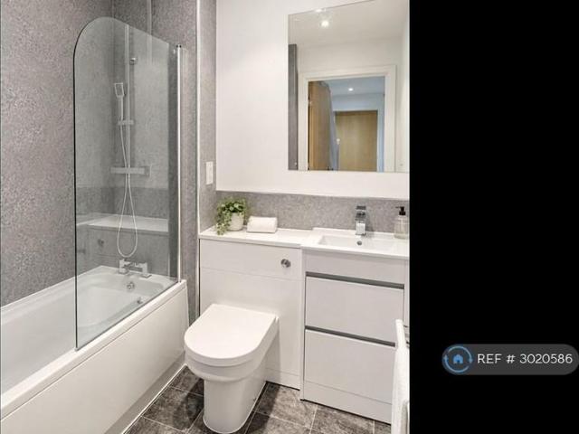 House for rent in Castle Quarter, Falcon Lodge
