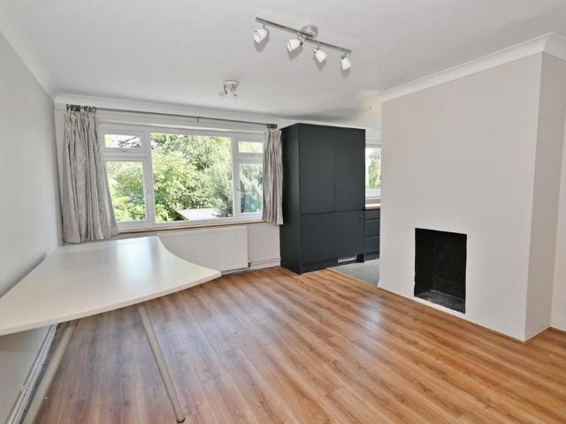 House for rent in Strawberry Hill, Greater London