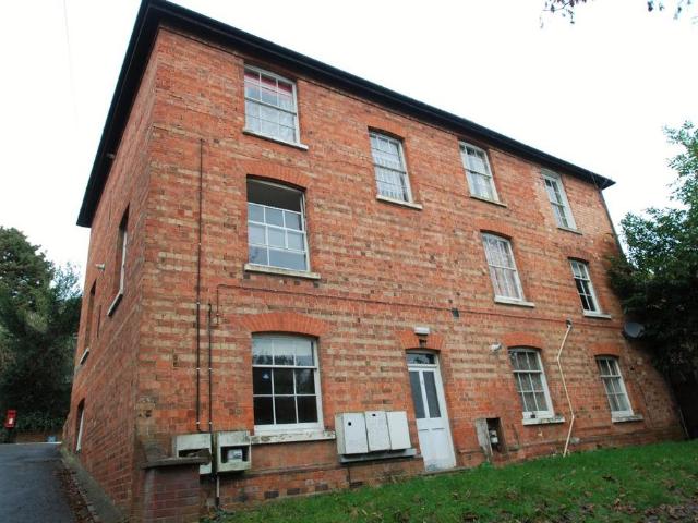Flat for rent in Upper Welland, Malvern Hills