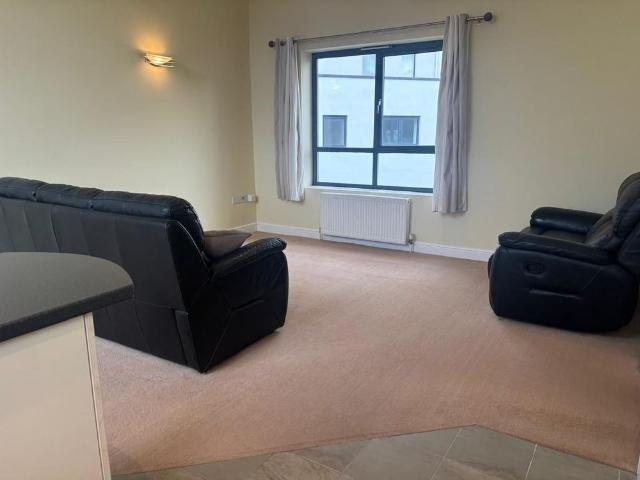 House for rent in Frinton and Walton, Dale Hill