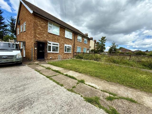 Flat for rent in Yeading, Greater London