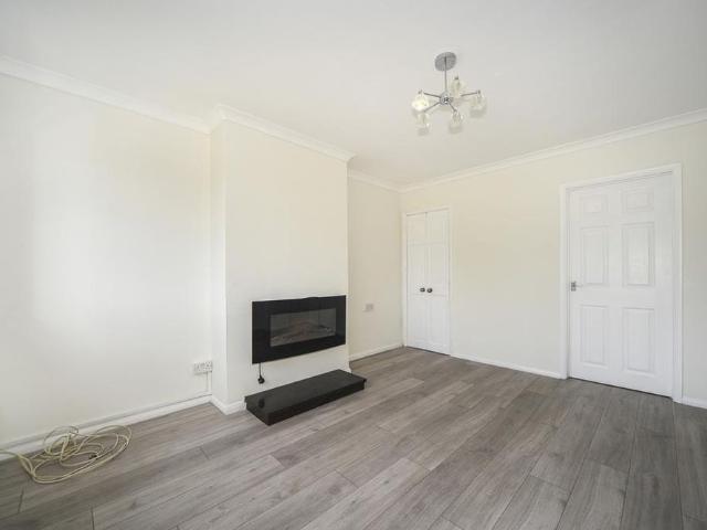 House for rent in Swanley, The Butts