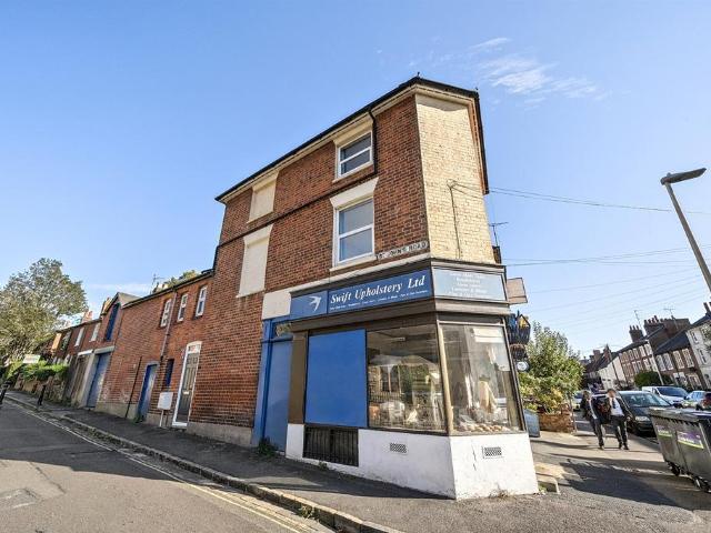 Flat for rent in Newtown, Reading
