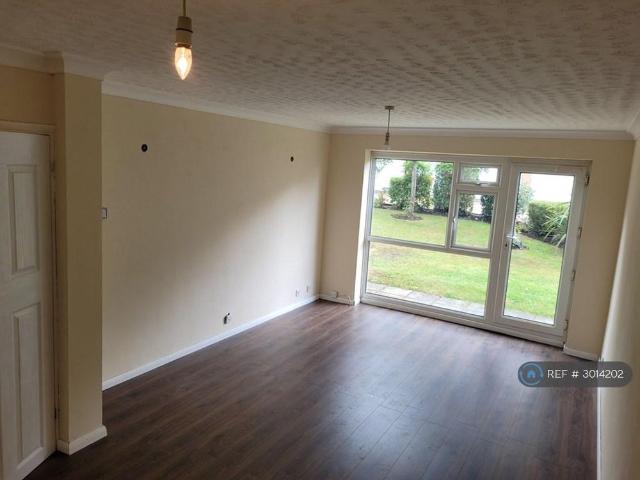House for rent in The Wells, Surrey