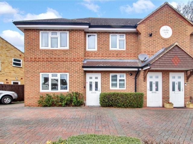 Flat for rent in Woodley