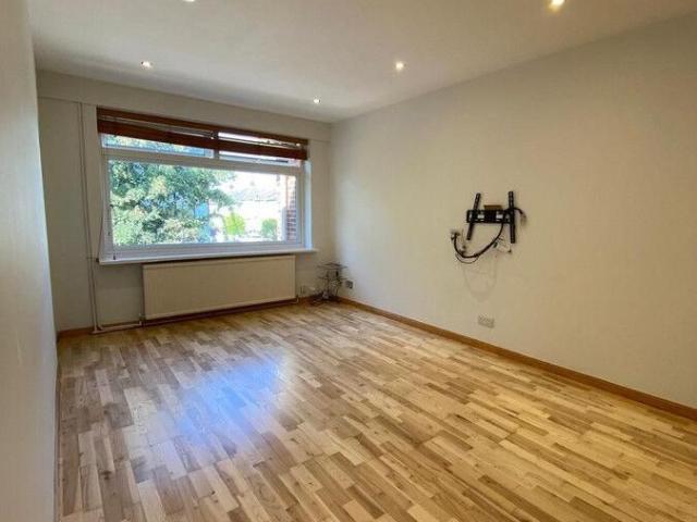 House for rent in Marks Gate, Greater London