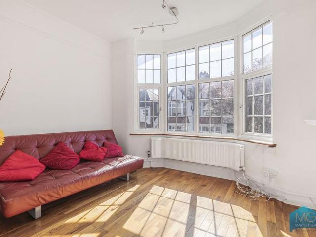 House for rent in London Borough of Barnet, Greater London