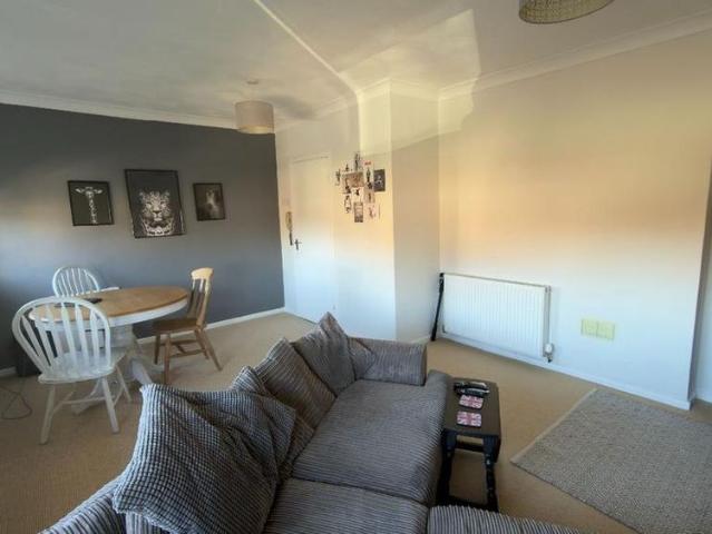 House for rent in Barton In Fabis, East Midlands