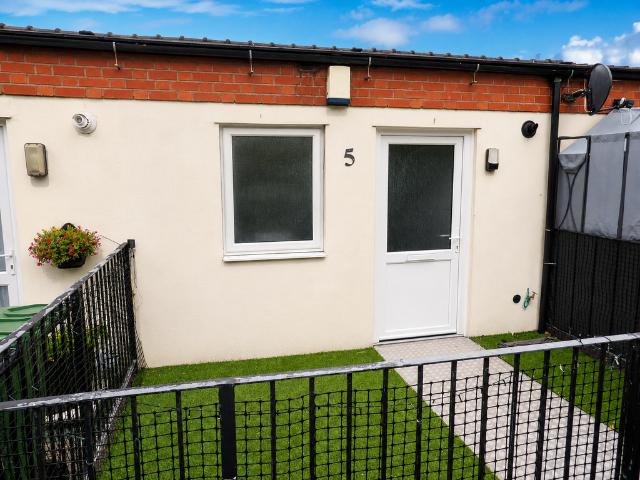 Flat for rent in Blakebrook, Rushock