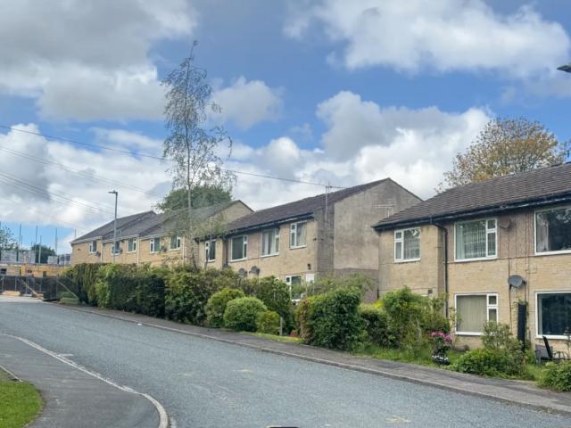 Flat for rent in Broad Folds, Clayton