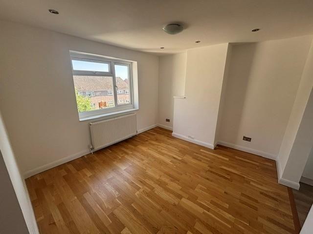 House for rent in Kingswood