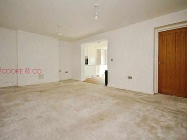 House for rent in East Cliff, Acol