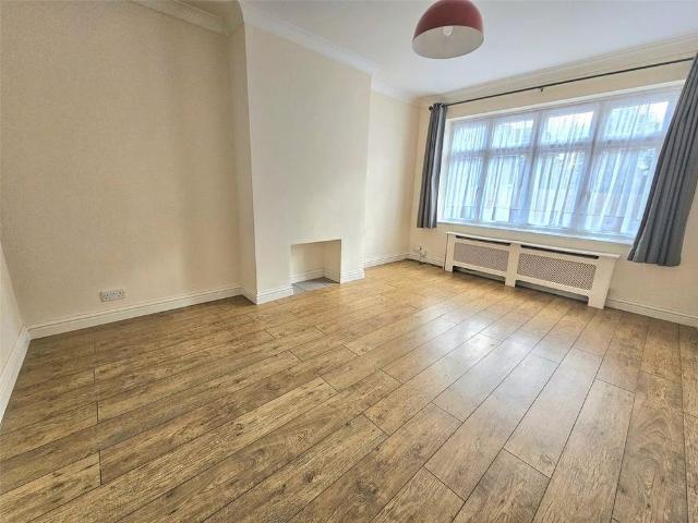House for rent in Gidea Park, Greater London