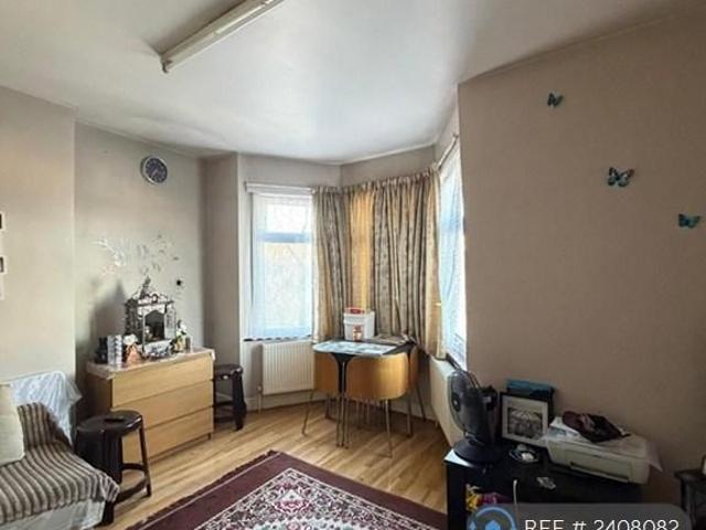 House for rent in Alperton, Greater London