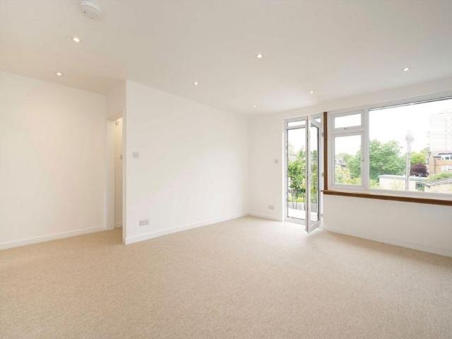 House for rent in London Borough of Southwark, Greater London