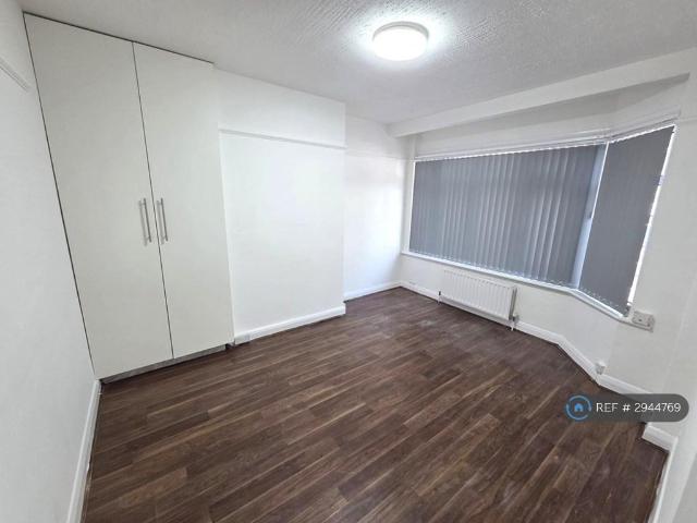 Flat for rent in London Borough of Hounslow, Feltham