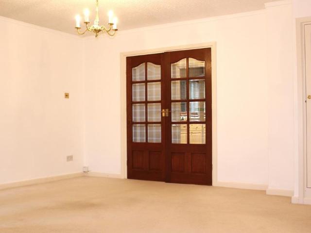 House for rent in Ingatestone and Fryerning, Navestock Side