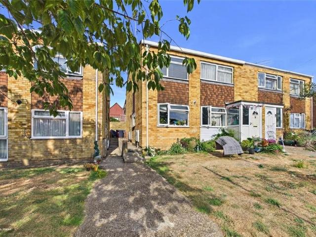 Flat for rent in Reading