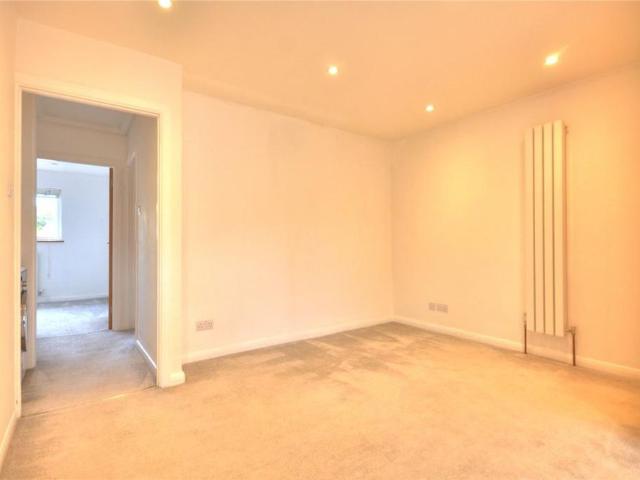 House for rent in Fole, Surrey