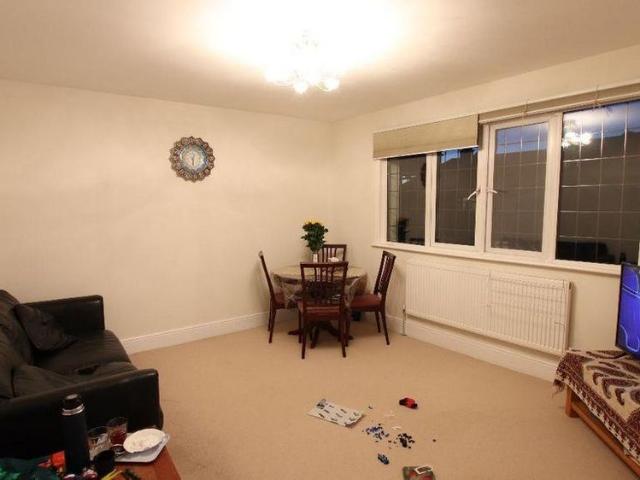 House for rent in Queen's Park, Brondesbury Park