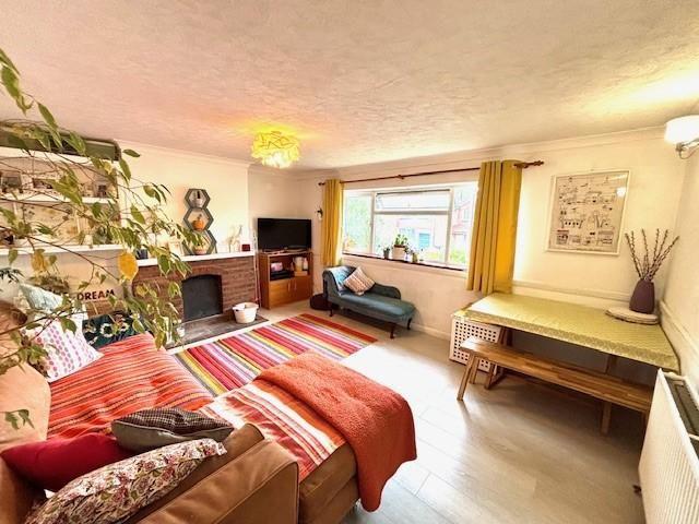 House for rent in The Butts, Kent
