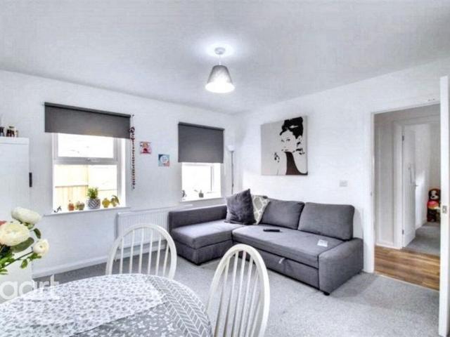 House for rent in Badgers Dene, Grays