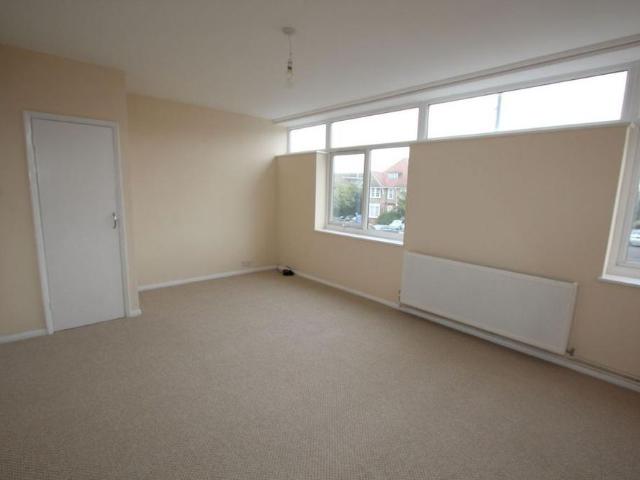 House for rent in Lower Halliford, Surrey