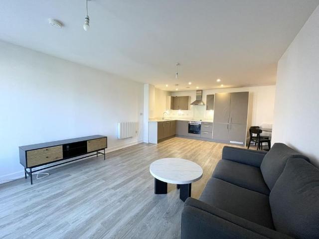 House for rent in Kilnwood Vale, Horsham