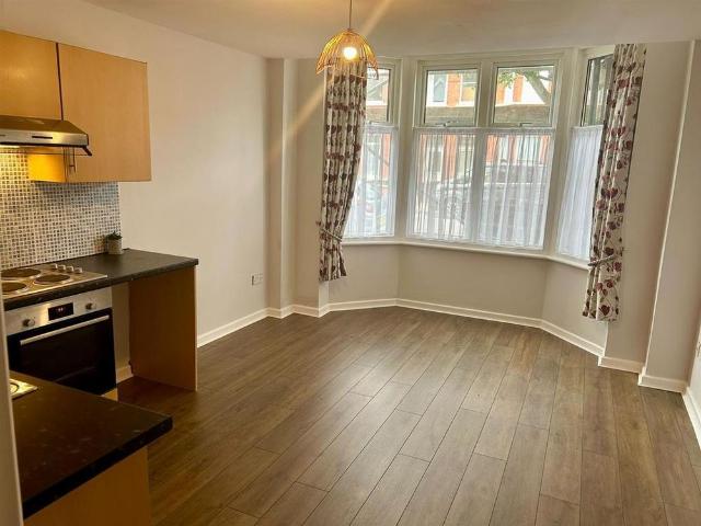 House for rent in Cliftonville West, Acol